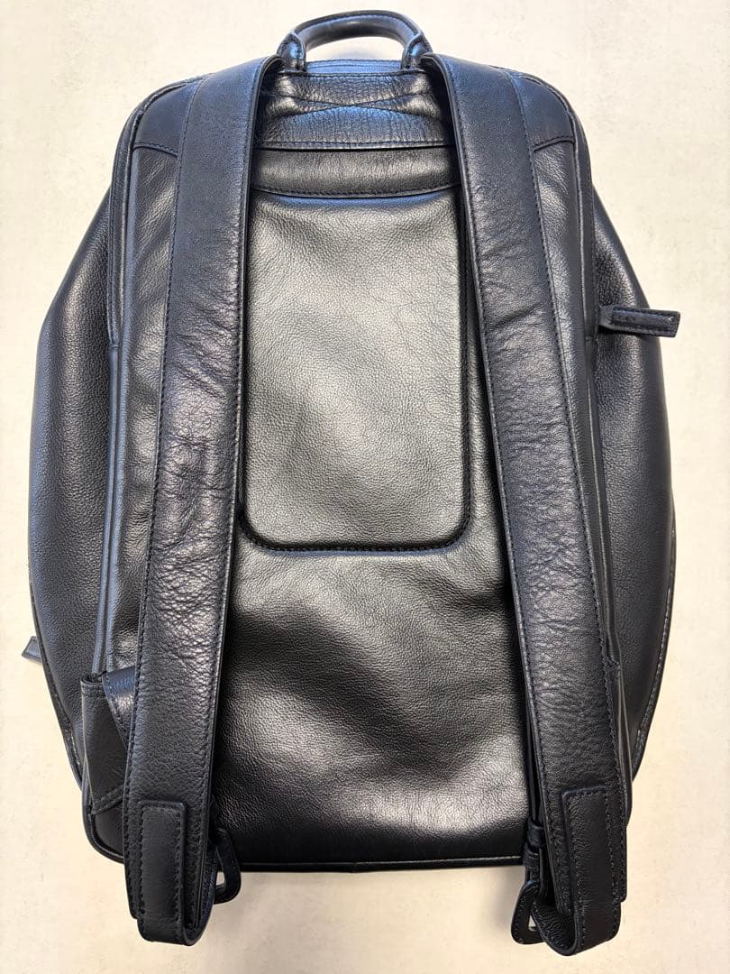 土屋鞄　ヴァイノ ラウンドバックパック(防水)