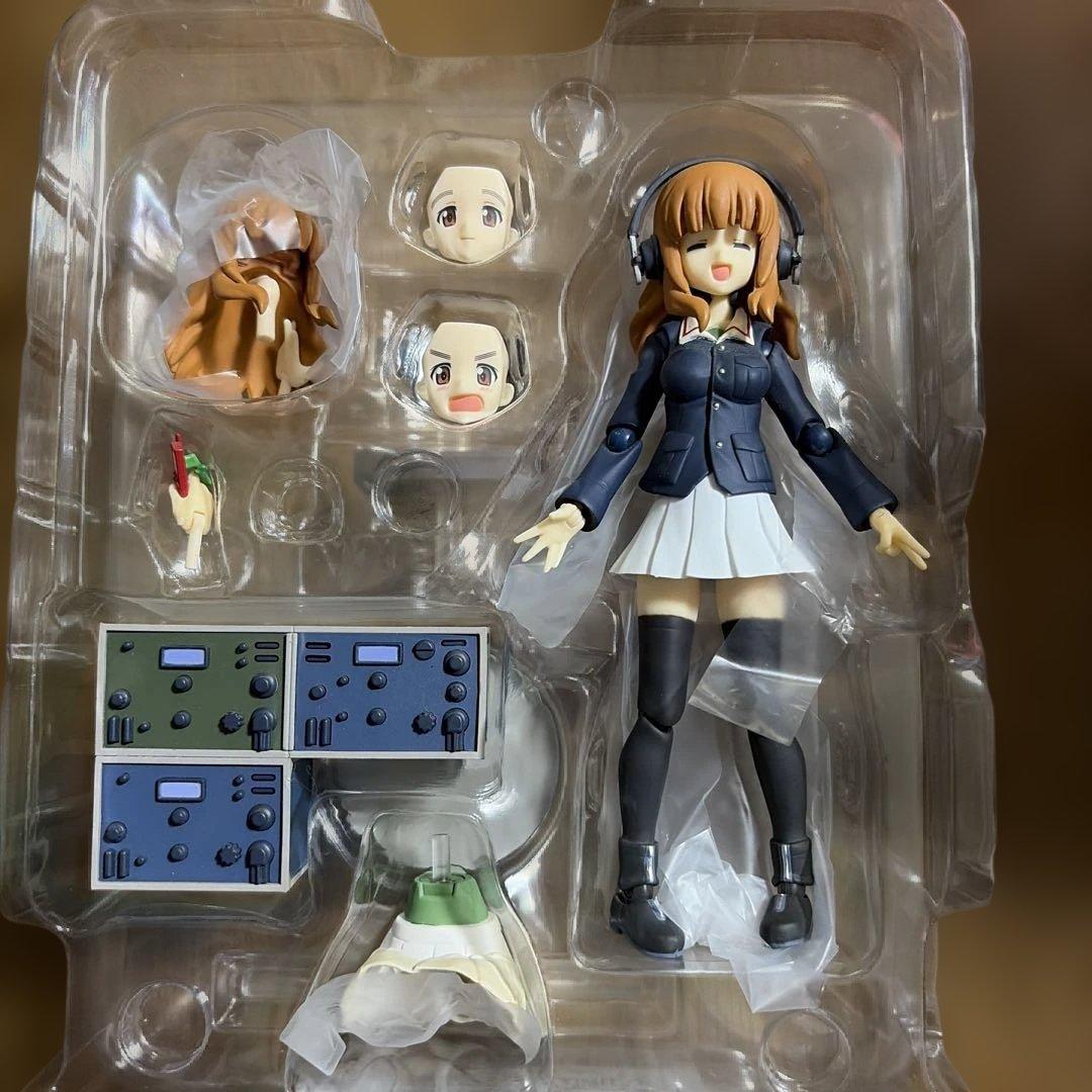 【中古・日焼け】figma ガルパン　西住みほ＆武部沙織＆五十鈴華＆冷泉麻子