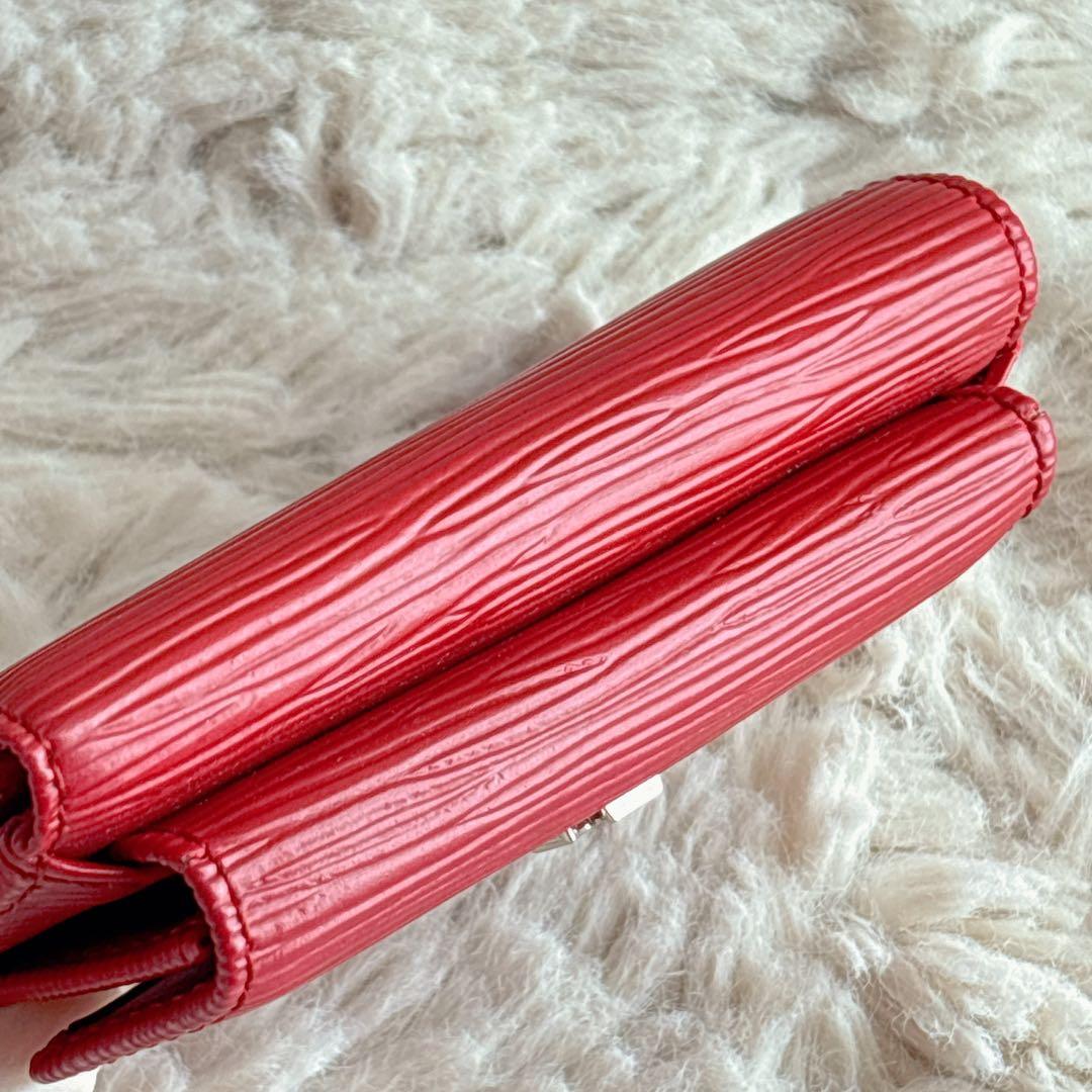 ヴィヴィアンウエストウッド 財布 三つ折り レッド オーブ ミニ財布 赤 レザー