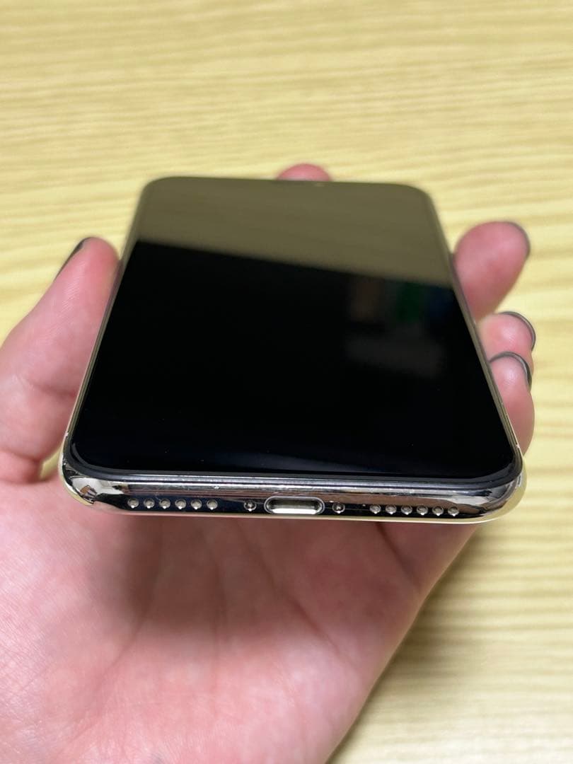 iPhone X シルバー