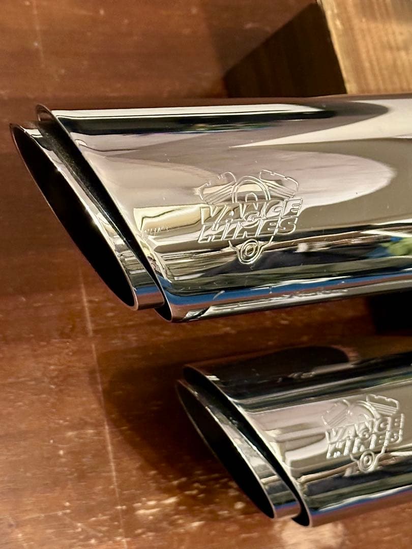 バンスアンドハインズ　Vance&Hines スリップオンマフラー　ハーレー