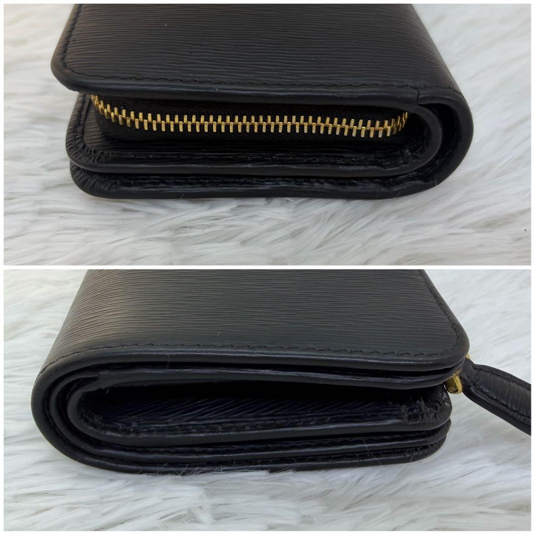 RFID搭載/美品✨プラダ　二つ折り　L字 金ロゴ　ヴィッテロ レザー　黒