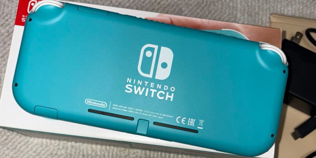 し*り様 Nintendo Switch Lite ターコイズ
