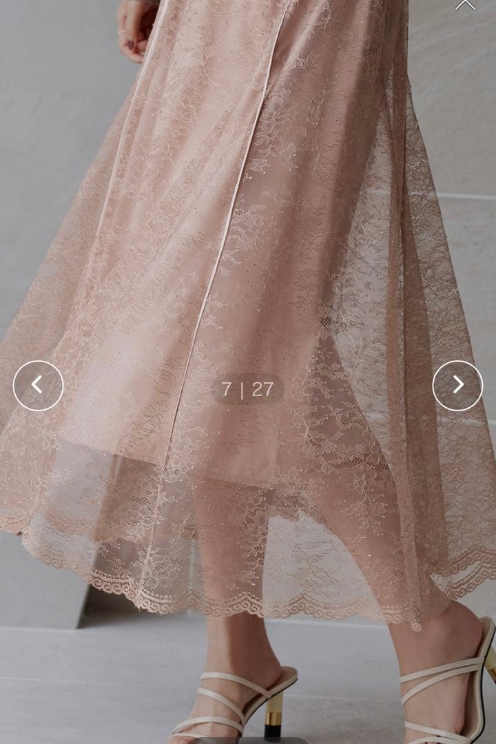 結婚式お呼ばれドレス　ピンクベージュ