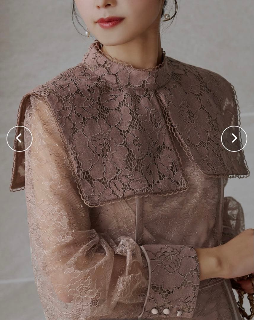 結婚式お呼ばれドレス　ピンクベージュ