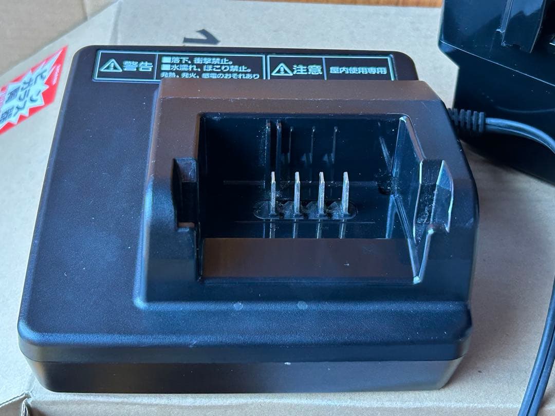 Panasonic 電動自転車用バッテリー充電器 nkj074z2