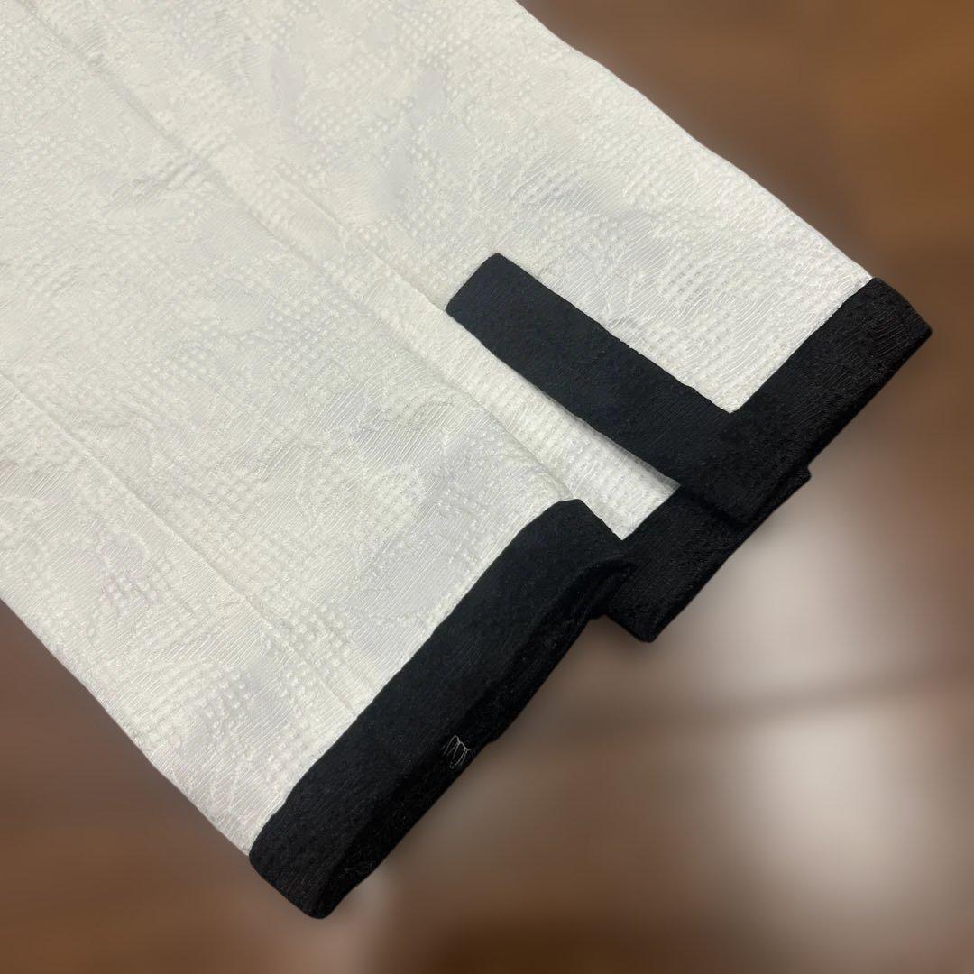 ホワイト/ブラック スーツセット　バナナチップス　120 入学　卒園　フォーマル