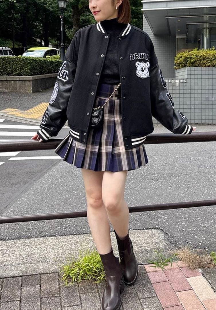 新品❣️スナイデル ❣️ 【UCLA/NUTMEG】スタジャン　BLK 完売品