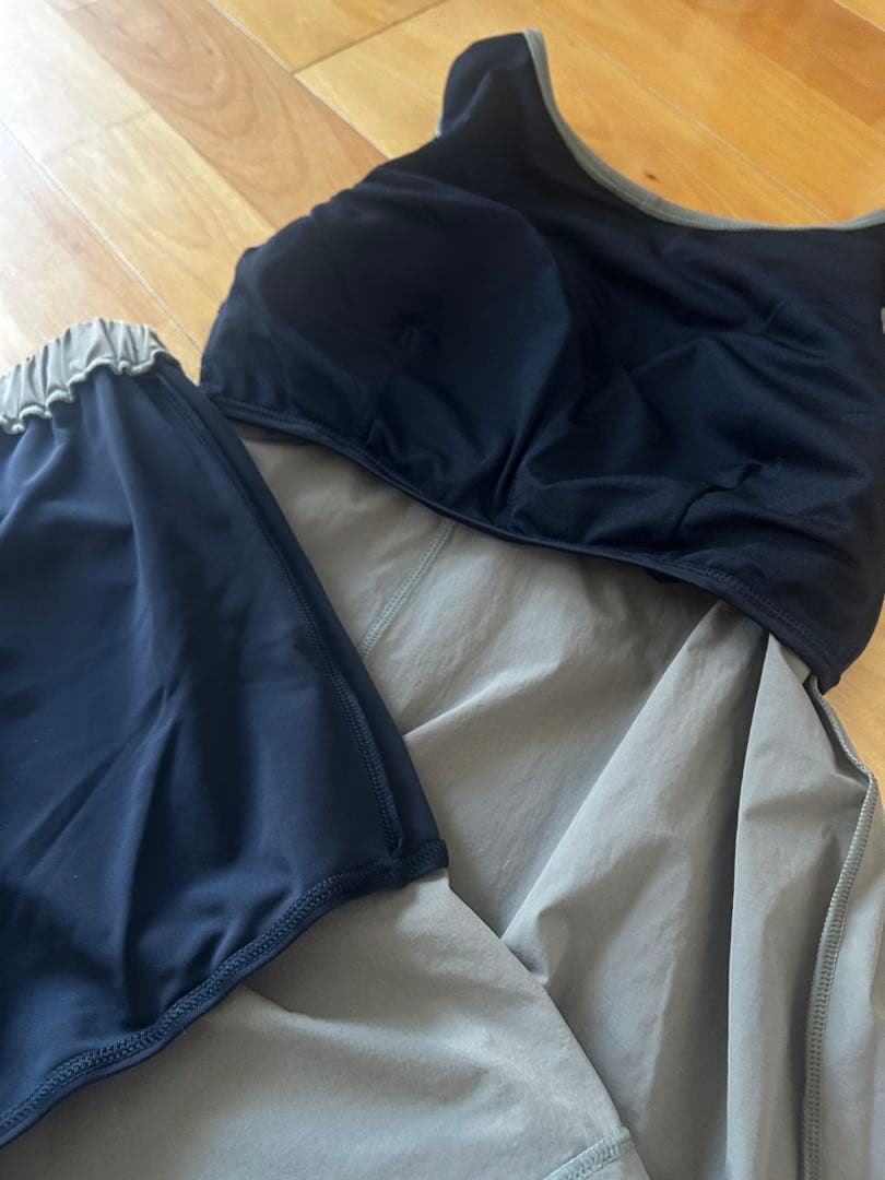 ブラックシャーク　タンキニ　無地　セットアップ　9M 【新品】