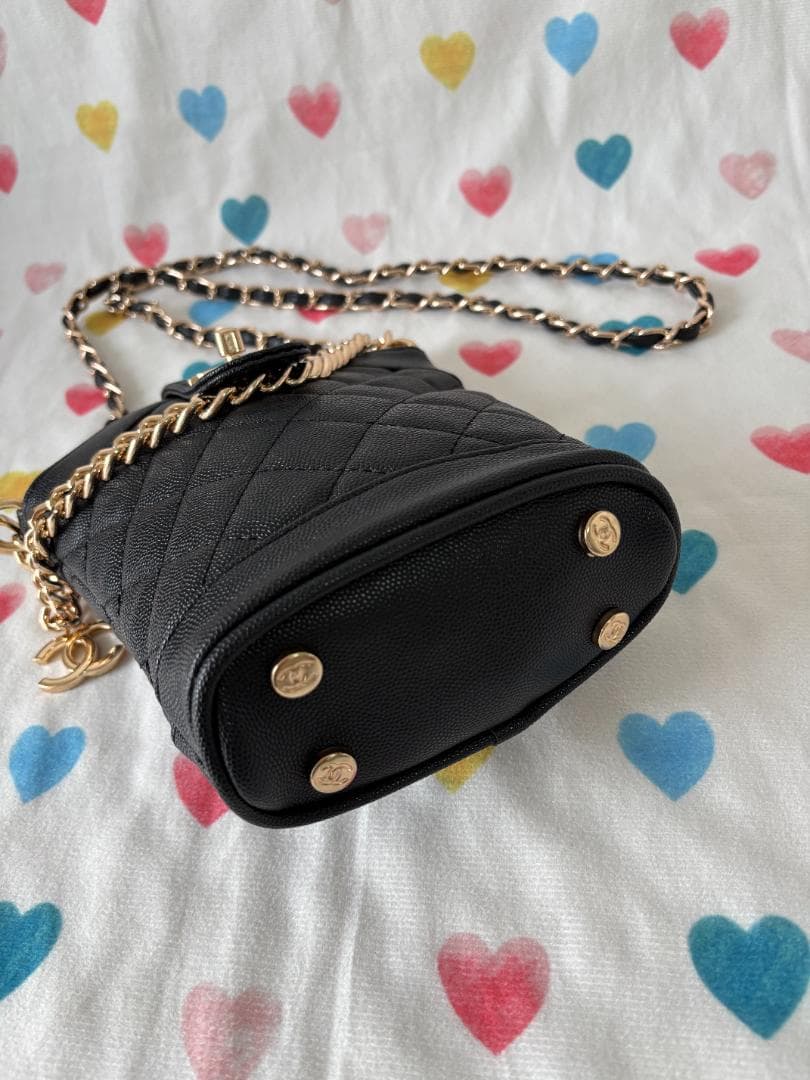 極美品 ブラック キルティング ショルダーバッグ