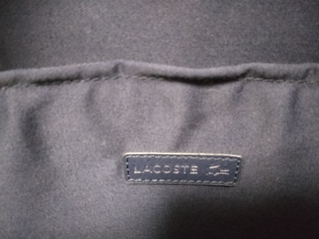 美品 LACOSTE リュック A4 PC ビジネス 通勤 通学 ラコステ
