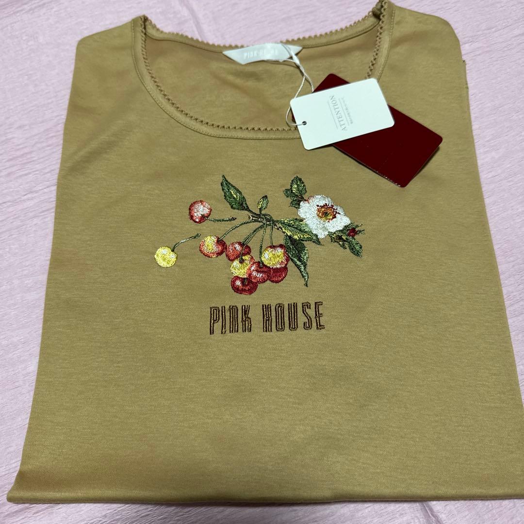 新品未使用　ピンクハウス　チェリーカットソー