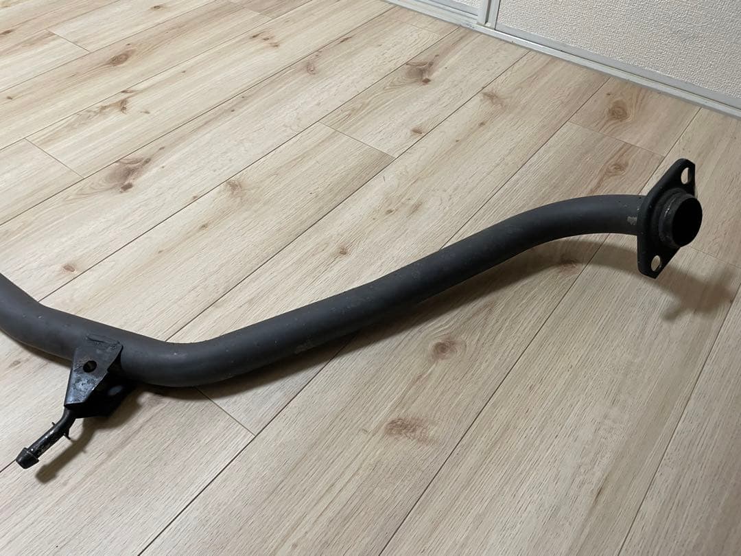 30プリウス　中間ストレートマフラー