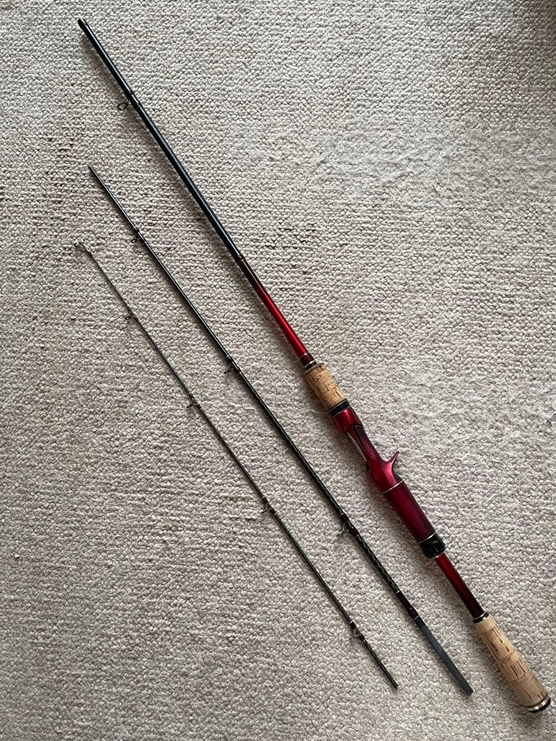 シマノ　ワールドシャウラ　1702r-2 スーパーレッド　ジャンク