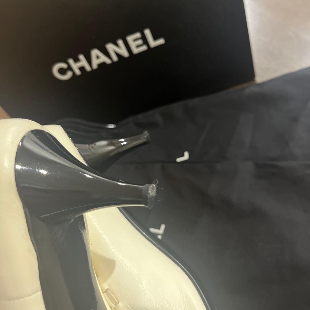 CHANEL アイボリーフラットシューズ 37