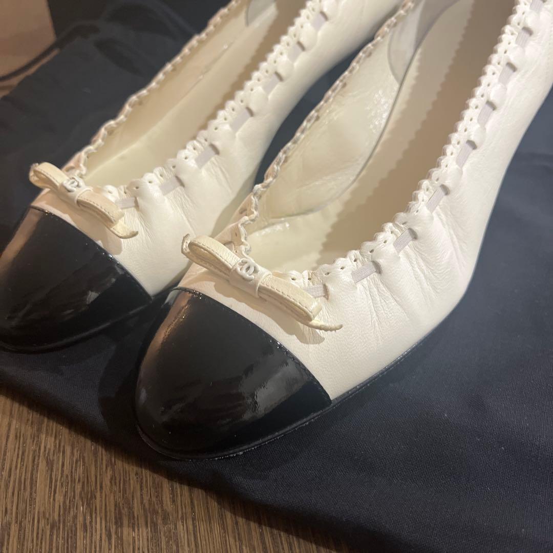CHANEL アイボリーフラットシューズ 37