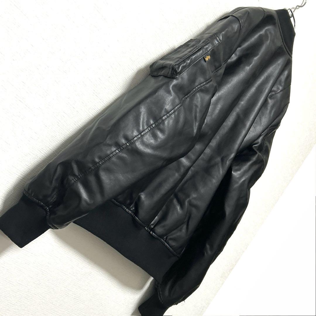 ALPHAアルファインダストリーズ　フェイクレザーMA-1　フライトジャケットM