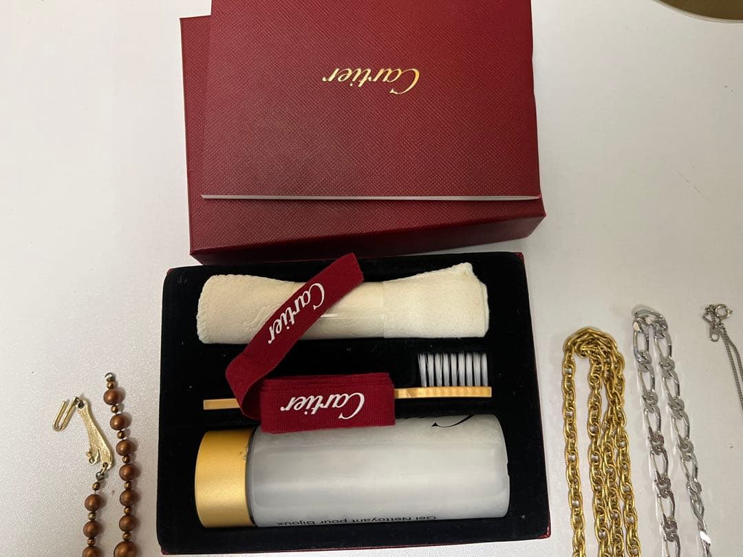 遺品整理セット　Cartier含むアクセサリーセット