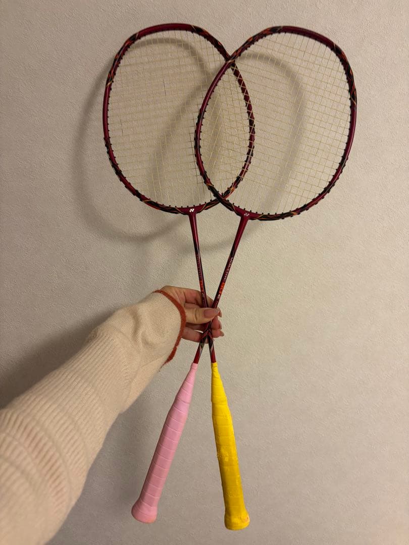 YONEX ボルトリック VOLTRIC 80E-tune 4UG5 2本セット