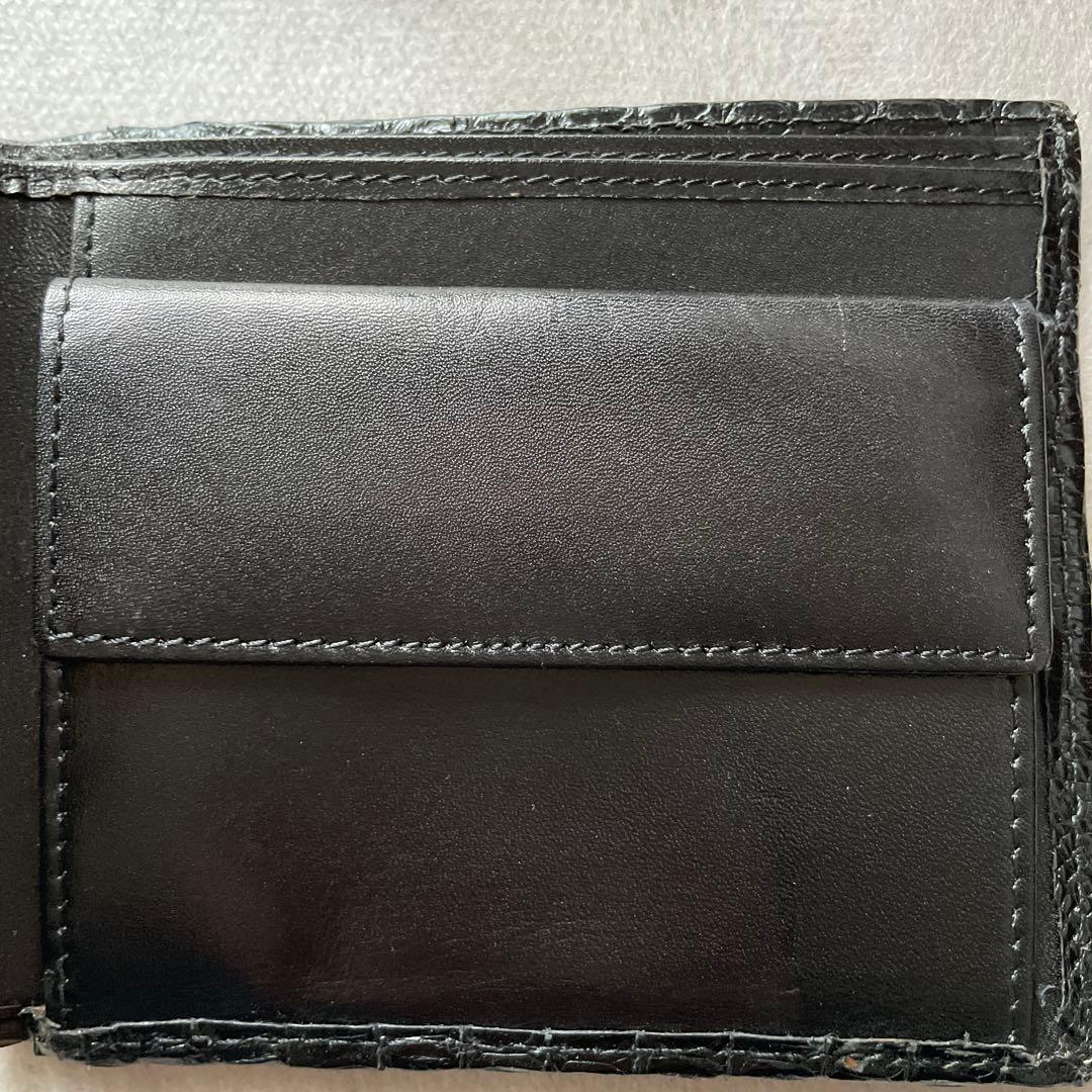 【新品未使用】クロココレクション　クロコダイル　二つ折り財布　小銭入れ付き　黒
