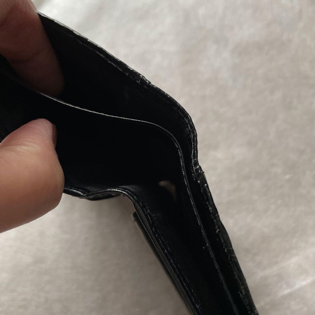 【新品未使用】クロココレクション　クロコダイル　二つ折り財布　小銭入れ付き　黒