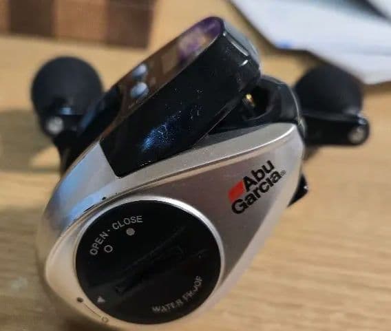 AbuGarcia (アブガルシア) MAX DLC H-L 左巻き