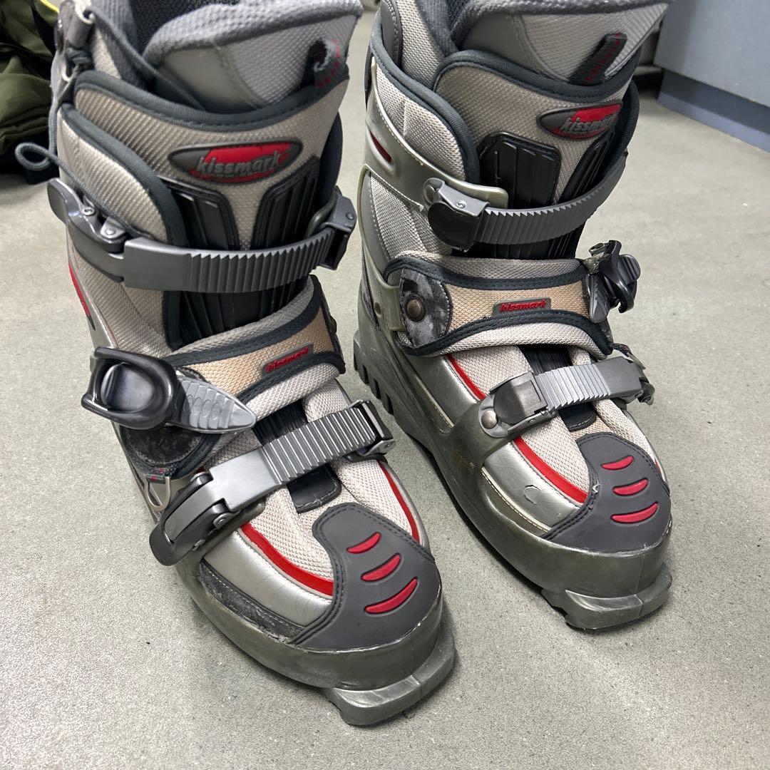 キスマーク　ショートスキー　ブーツ