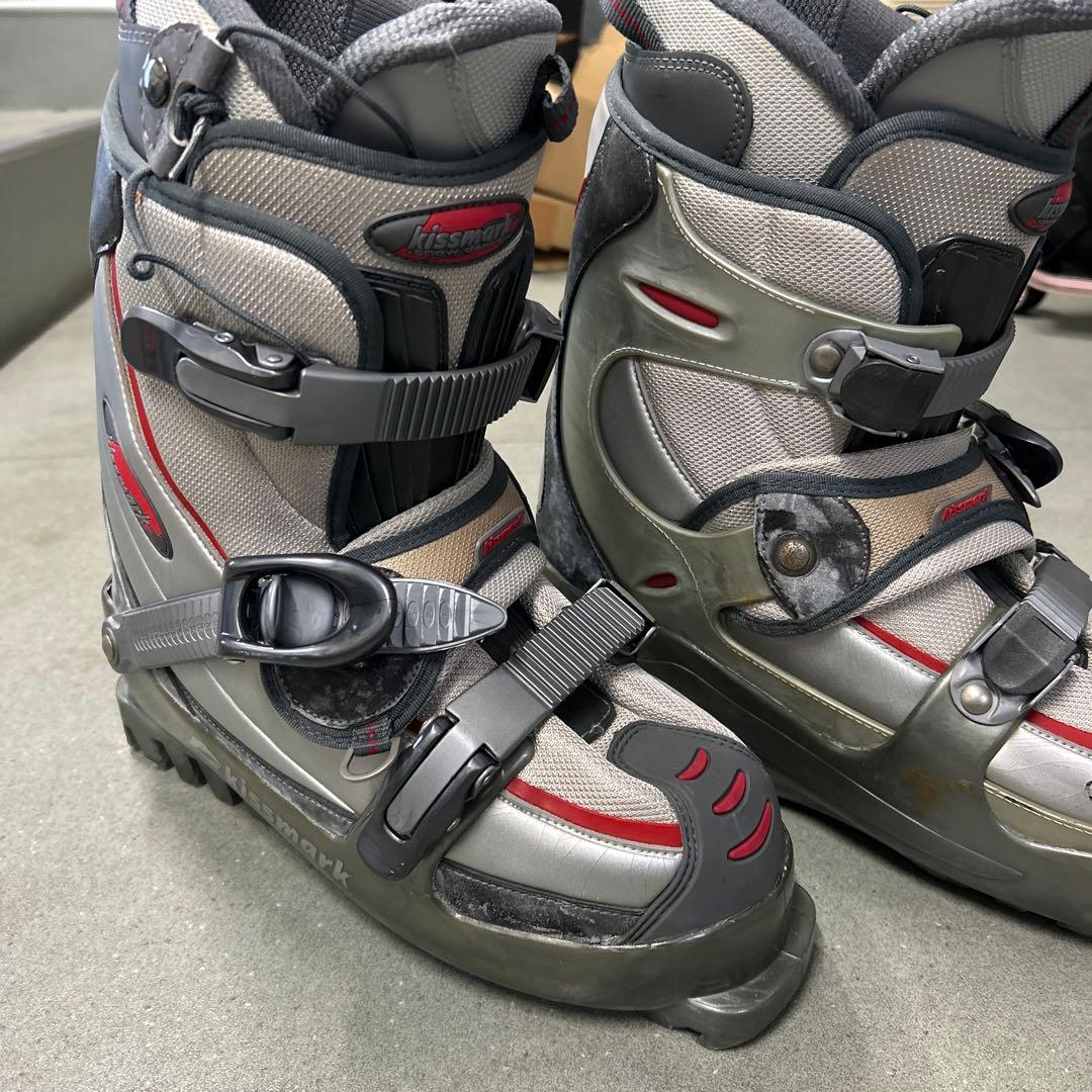 キスマーク　ショートスキー　ブーツ