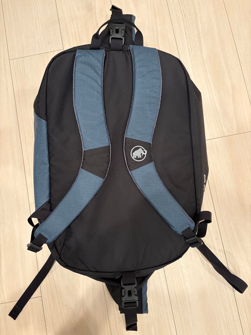 MAMMUT リュック ブラック/ブルー