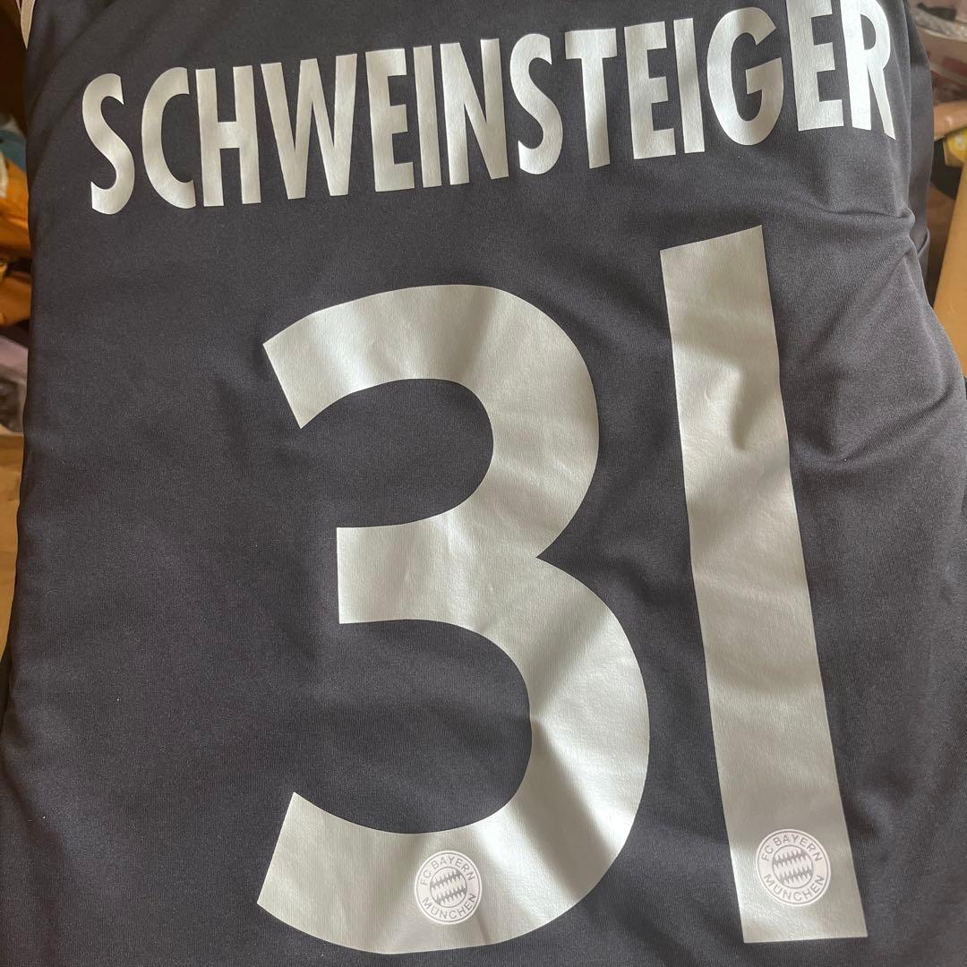 バイエルン・ミュンヘン ユニフォーム12-13 シュヴァインシュタイガー