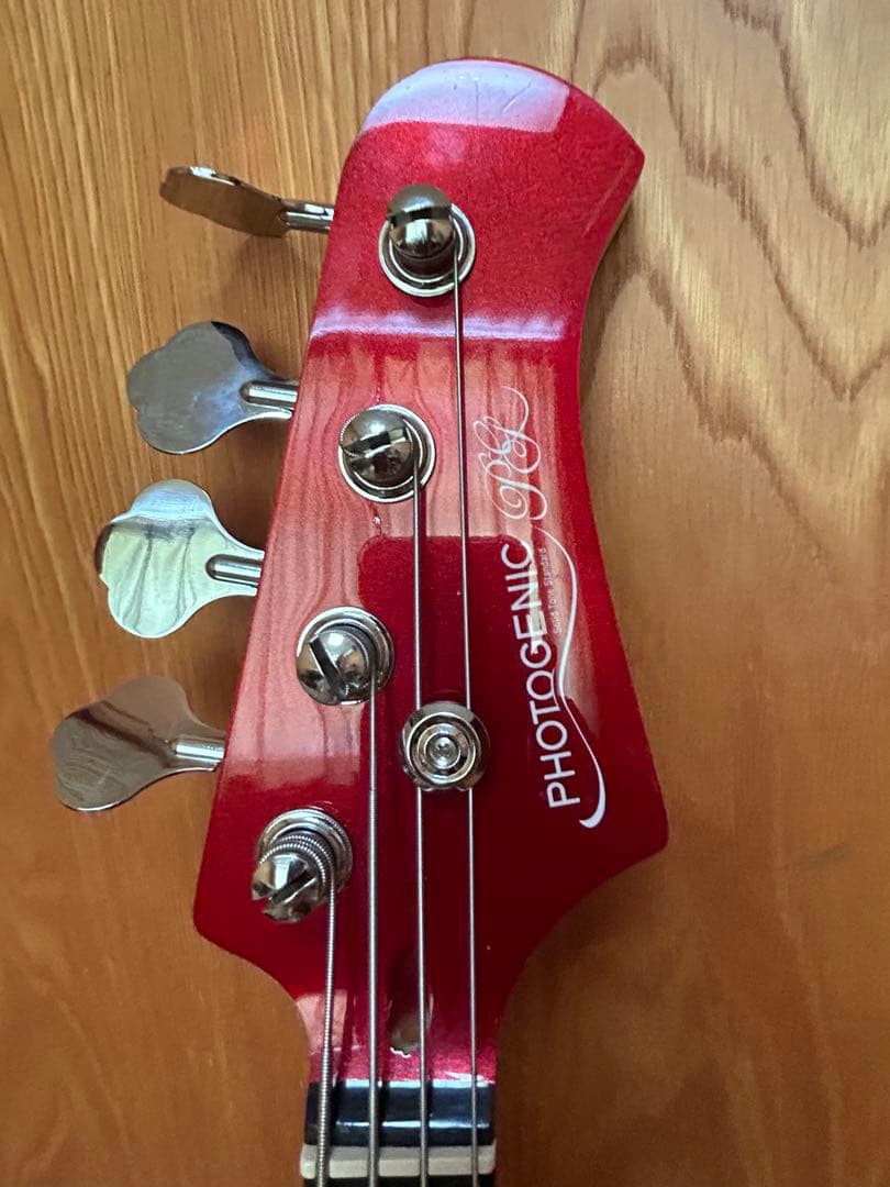3ヶ月使用 PHOTOGENIC エレキベース メタリックレッド 付属品3つ有