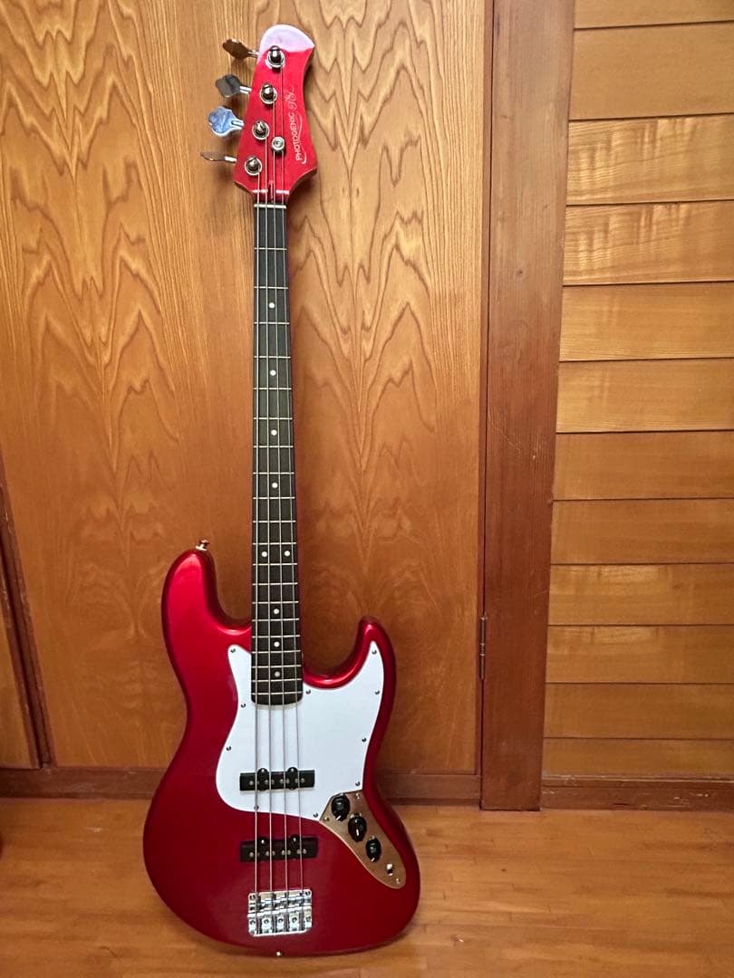3ヶ月使用 PHOTOGENIC エレキベース メタリックレッド 付属品3つ有