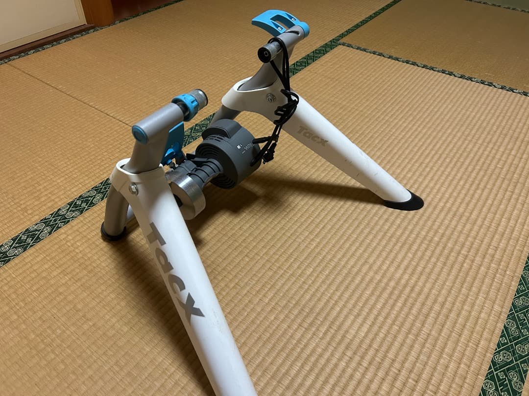 スマートローラー　Tacx Frow smart