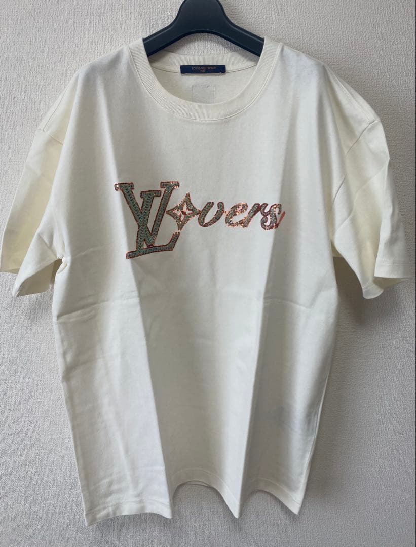 希少　即日発送　ルイヴィトン　ビーズ刺繍ロゴ　Tシャツ