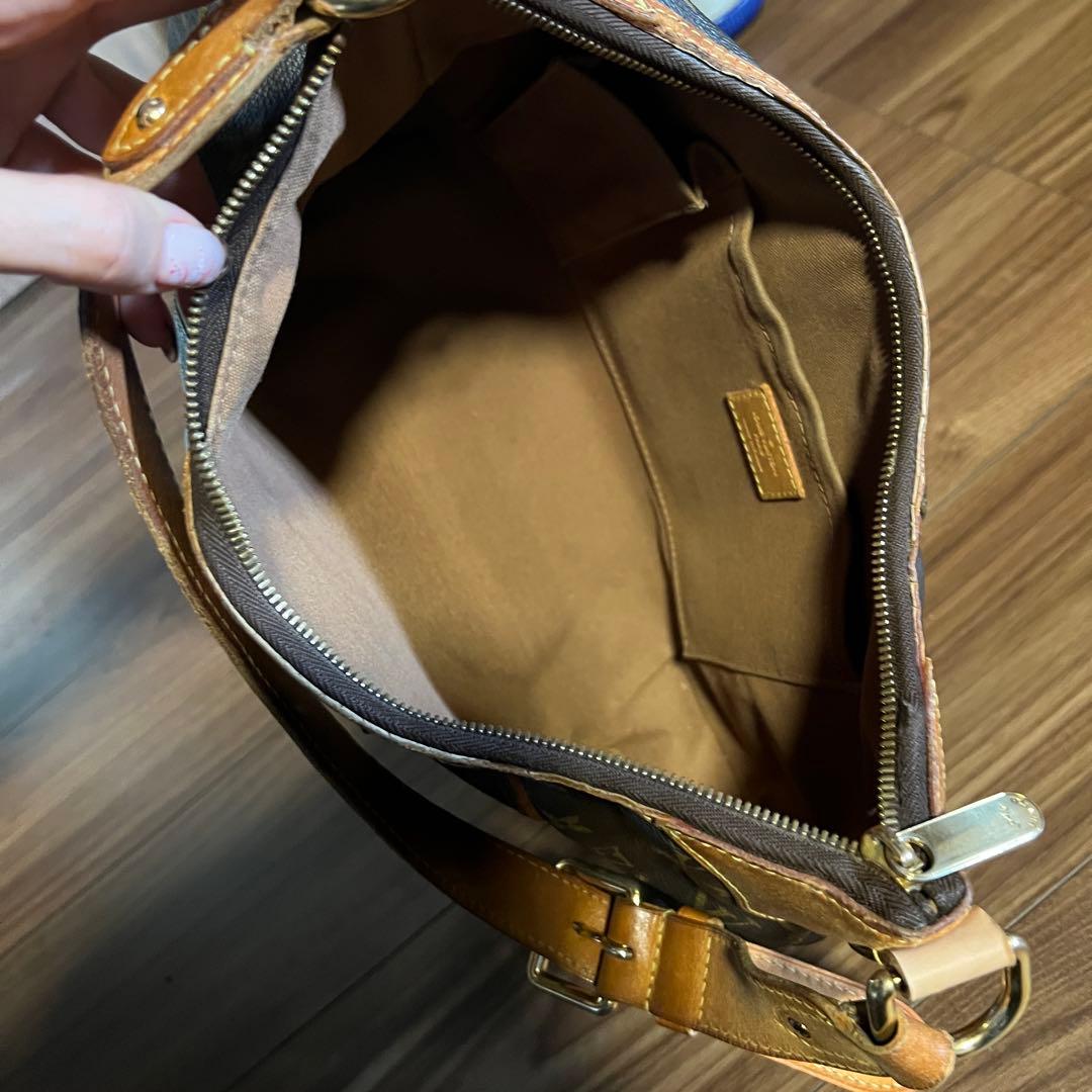 LOUIS VUITTON 「THAMES」ショルダーバッグ モノグラム