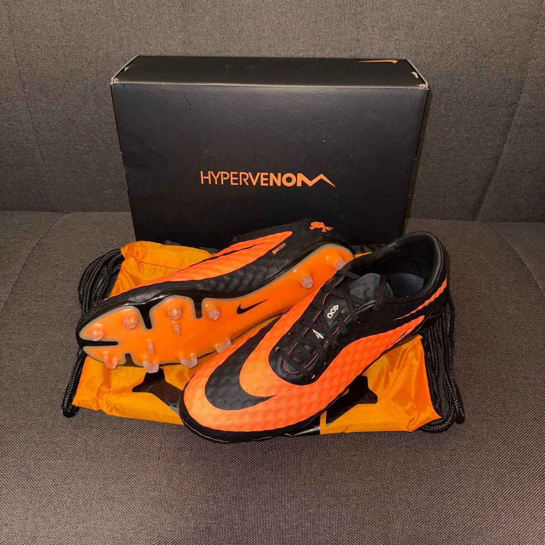 NIKE ハイパーヴェノム ファントム RGN SE FG 26cm