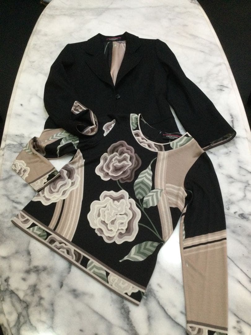 「レオナール」アンサンブル　新品未使用