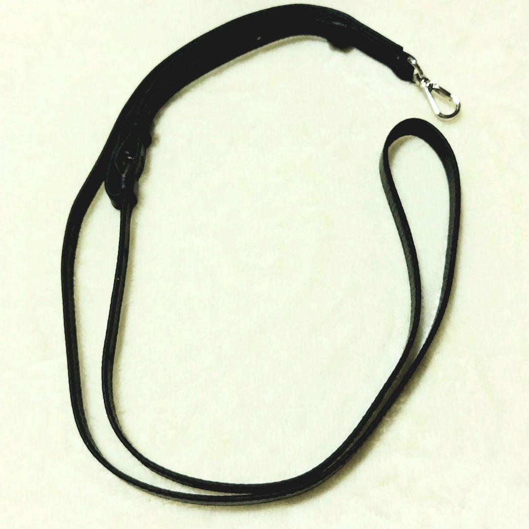 デミウ POCHE FLAT iPhone ケース+クロコ型ストラップ ブラック