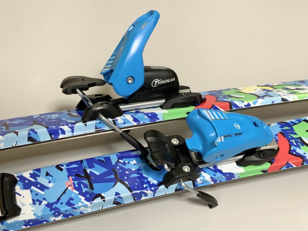 ジュニアスキー 4点セット　KAZAMA 板126cm／靴23cm