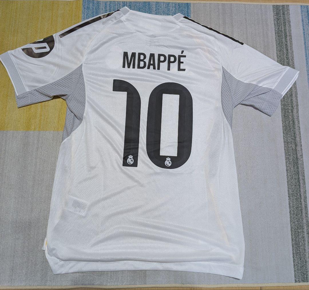 レアル・マドリード　ムバッペ　　ユニフォーム
