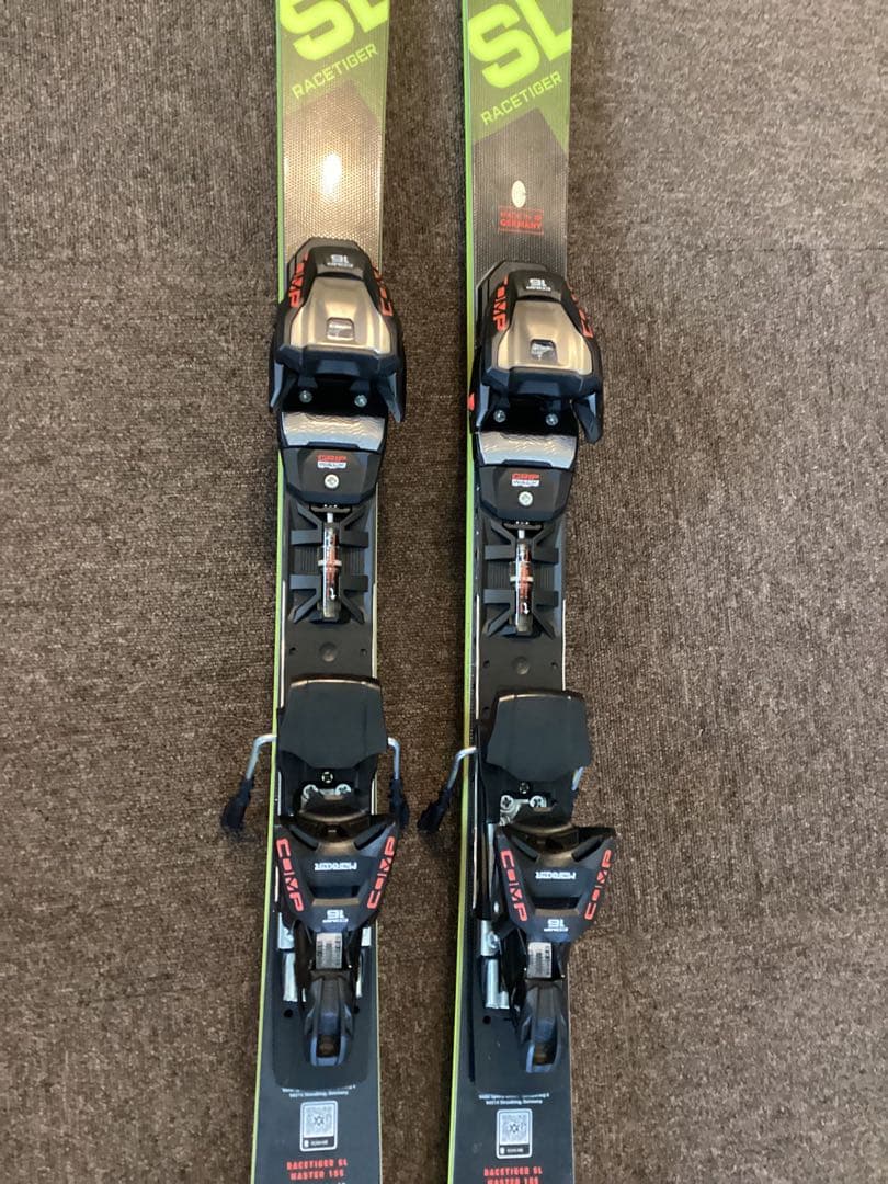 スキー Volkl 2025 RACETIGER SL MASTER X COMP16