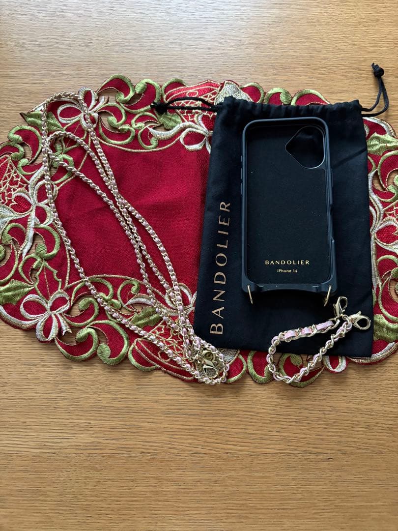 バンドリヤーiPhoneケース　BANDOLIERスマホケース　iPhone16