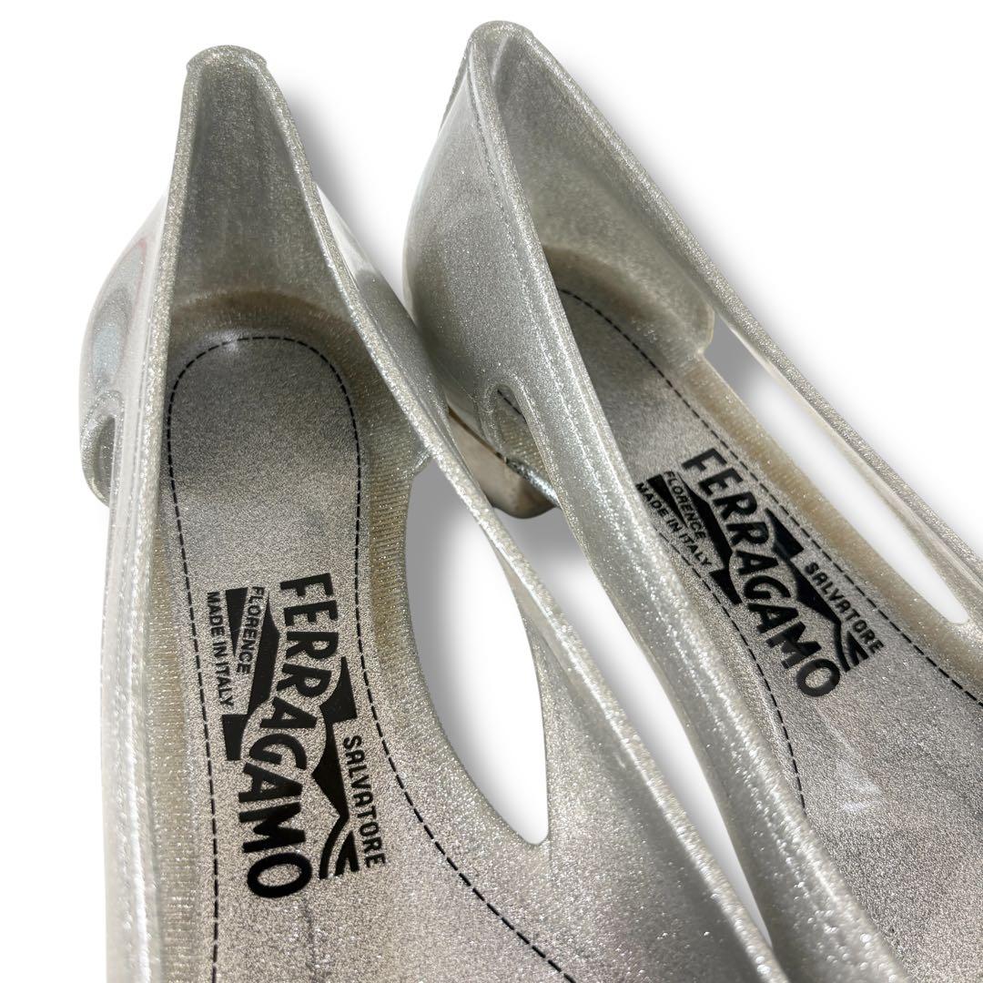 希少サイズ9 Ferragamoフェラガモ バミューダ ラバーシューズ シルバー