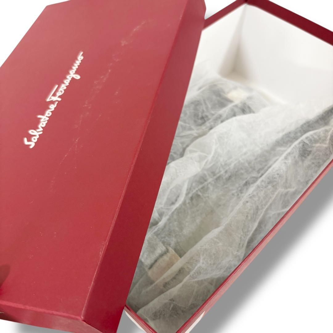 希少サイズ9 Ferragamoフェラガモ バミューダ ラバーシューズ シルバー