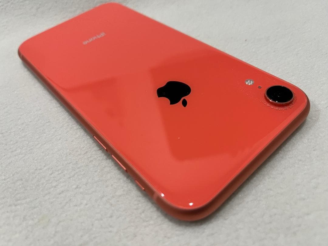 iPhoneXR 256GB コーラル MT102J／A SIMフリー