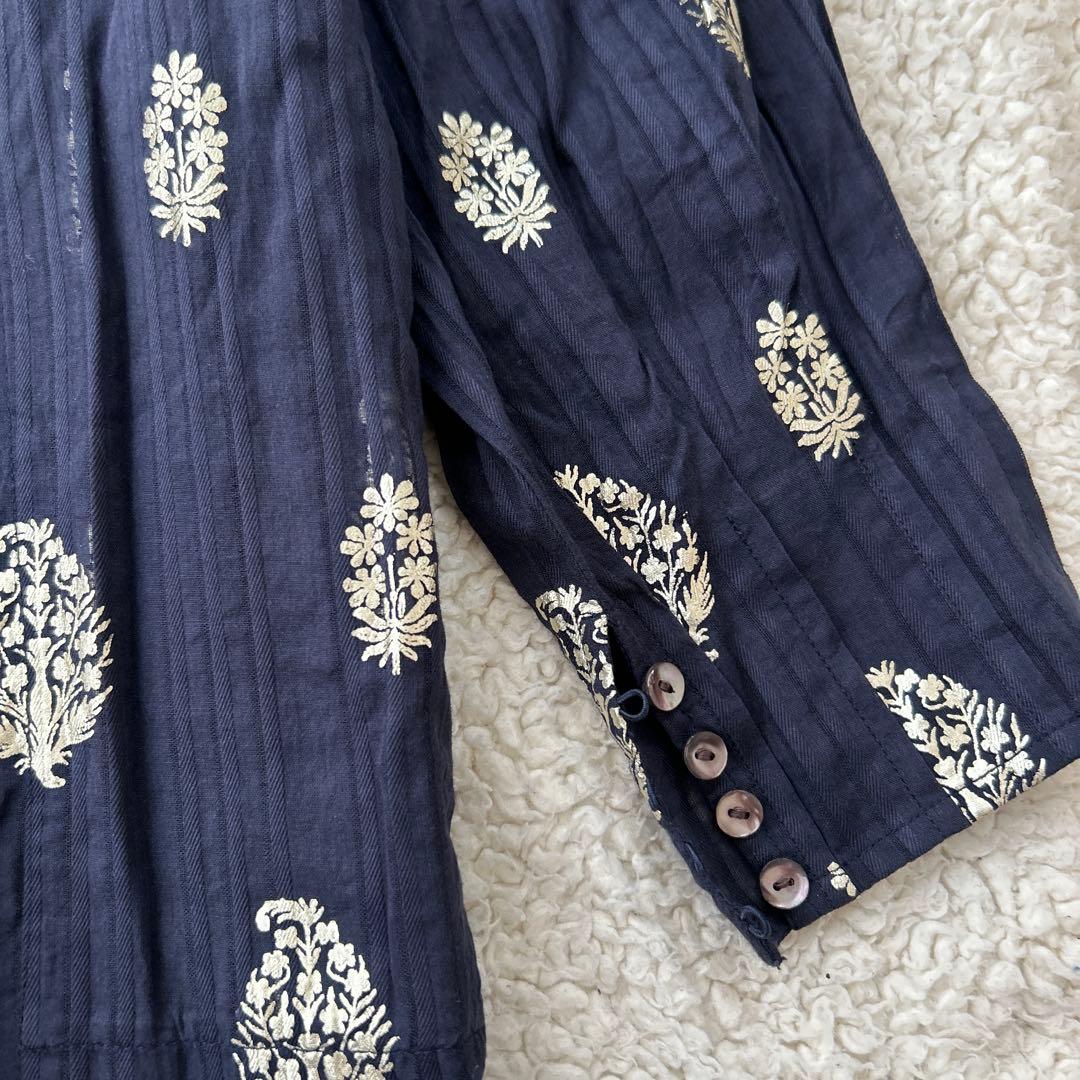 美品ne Quittez pasヌキテパ　箔プリントロングワンピース ネイビーM