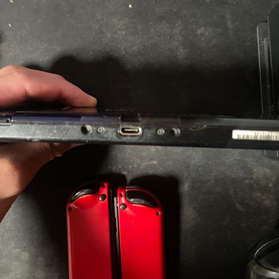 Nintendo Switch 本体 レッド Joy-Con