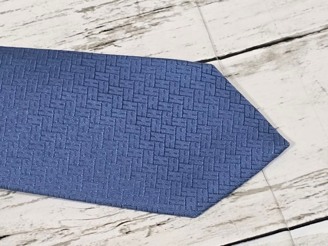 期間限定値下げエルメスHERMES H織りタイ ファソネ H030290T 05