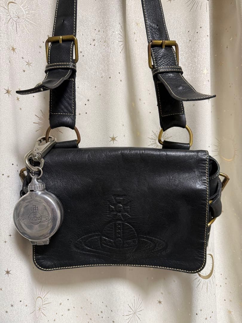 Vivienne Westwood アコードショルダーバッグ
