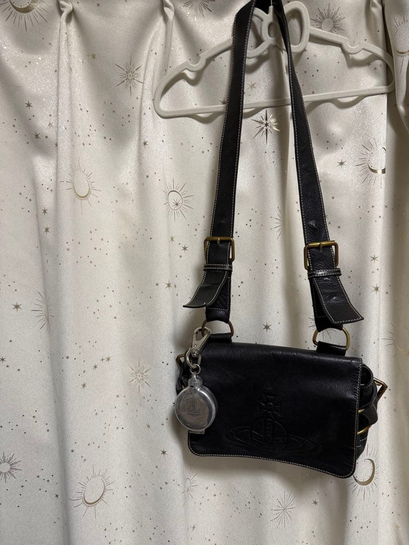 Vivienne Westwood アコードショルダーバッグ